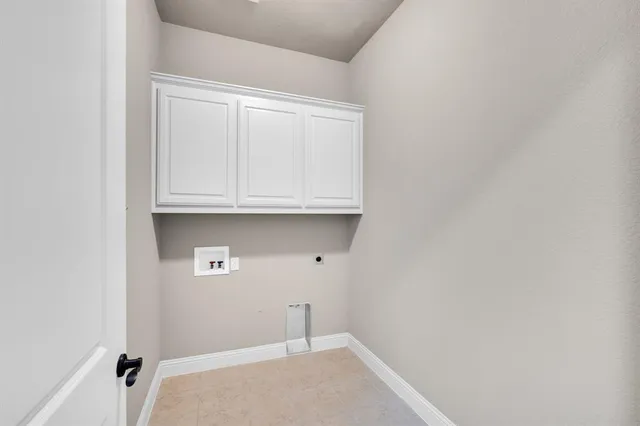 $499,999 | 7202 Lone Star Way, Midlothian, TX 76065