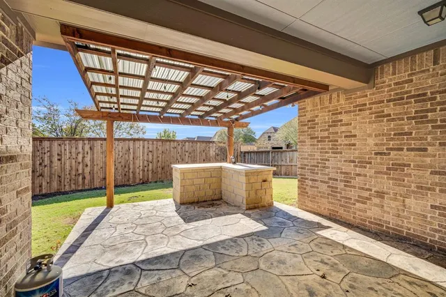 $499,999 | 7202 Lone Star Way, Midlothian, TX 76065