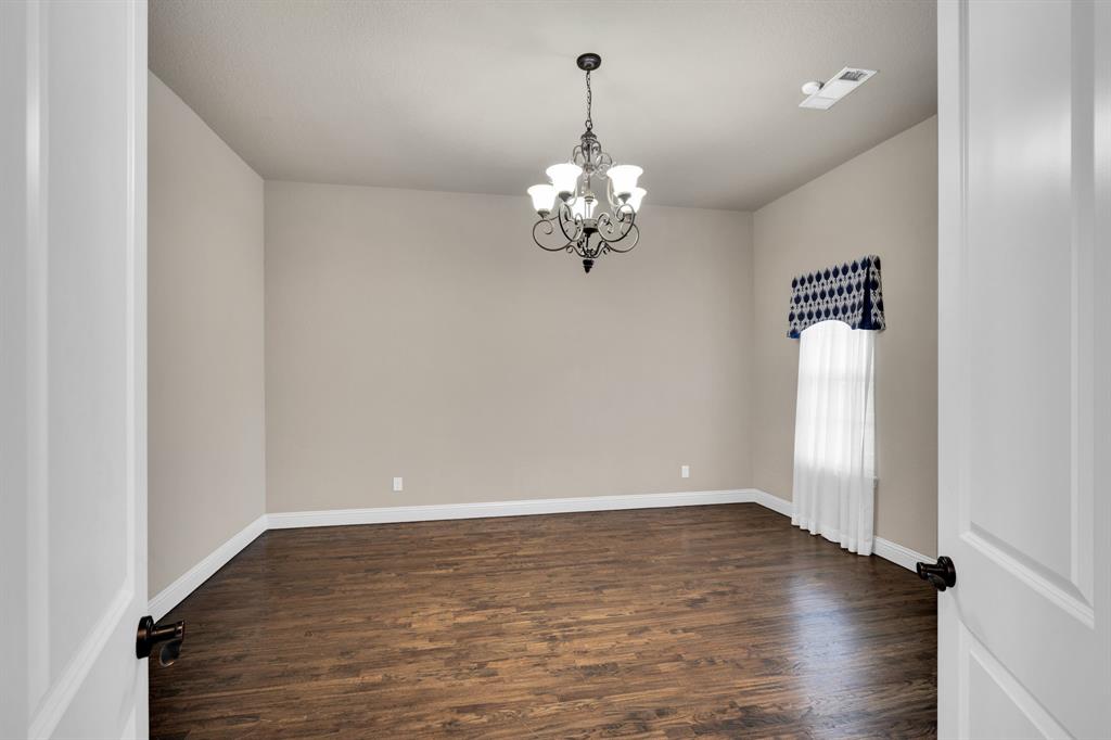 7202 Lone Star Way Midlothian, TX 76065 - Photo 6 of 27