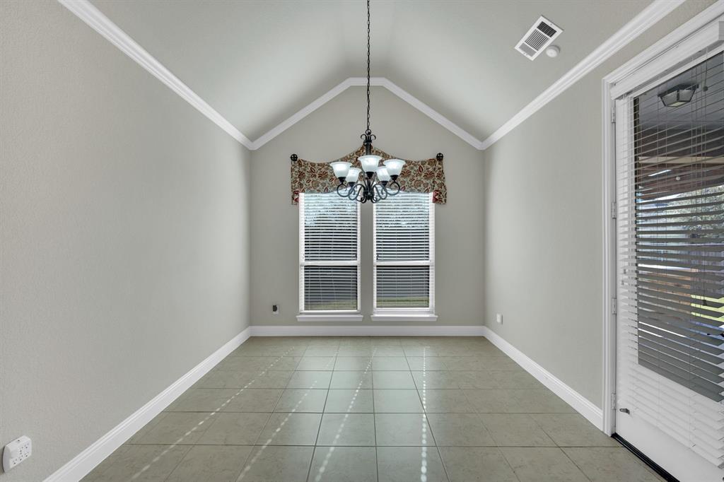 7202 Lone Star Way Midlothian, TX 76065 - Photo 10 of 27