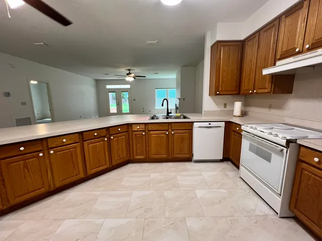 $2,495 | 4208 McLeod Drive, Tallahassee, FL 32303