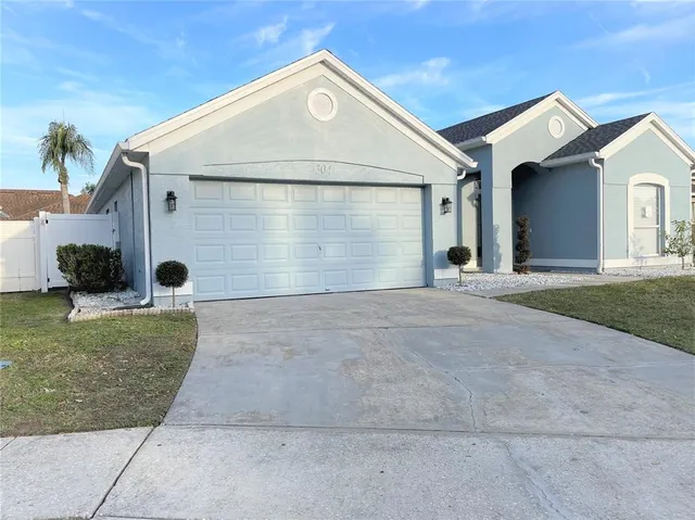 $3,000 | 304 Crisan Court, Orlando, FL 32824