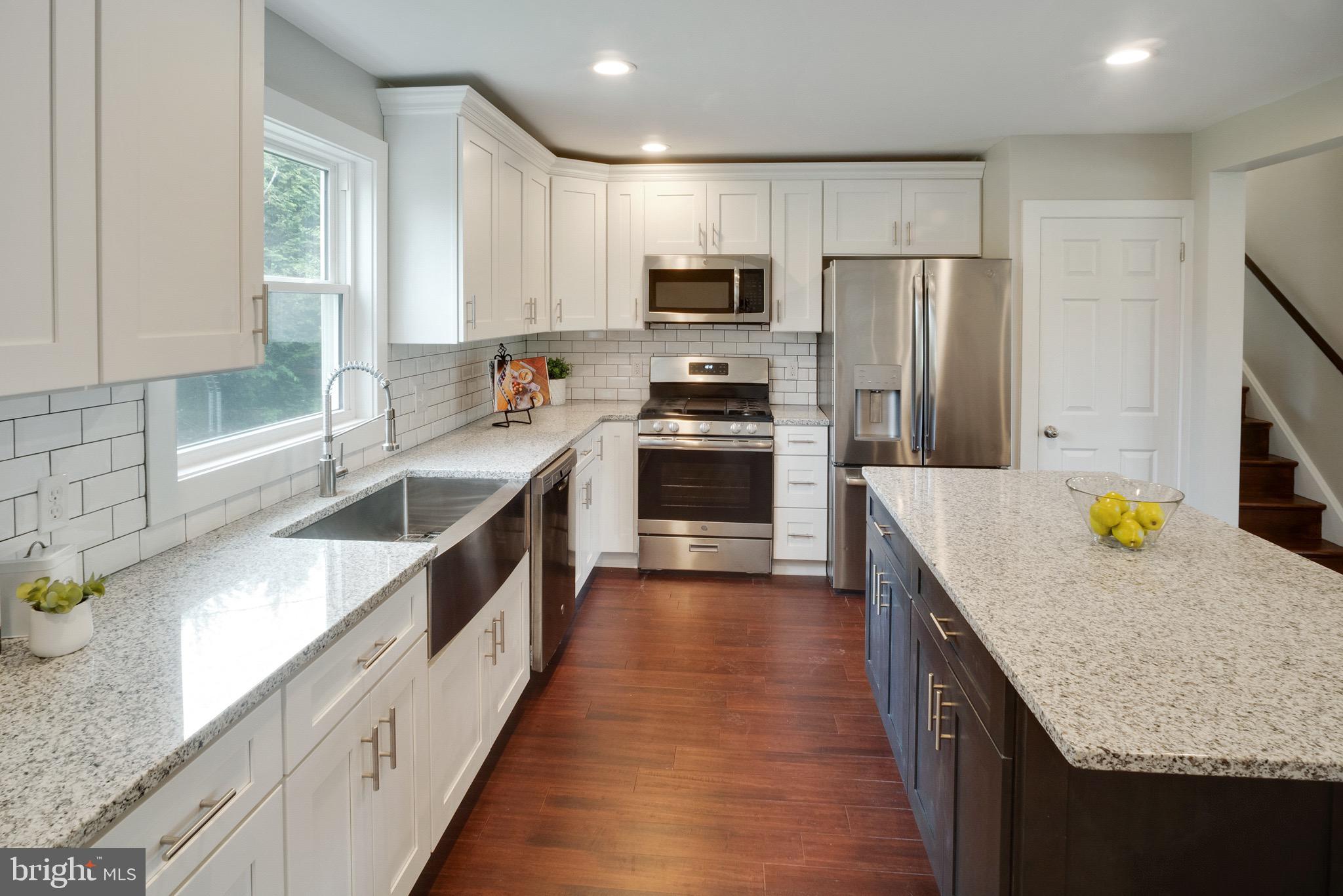 1055 Victoria Road Warminster, PA 18974 - Photo 11 of 23 Kitchen