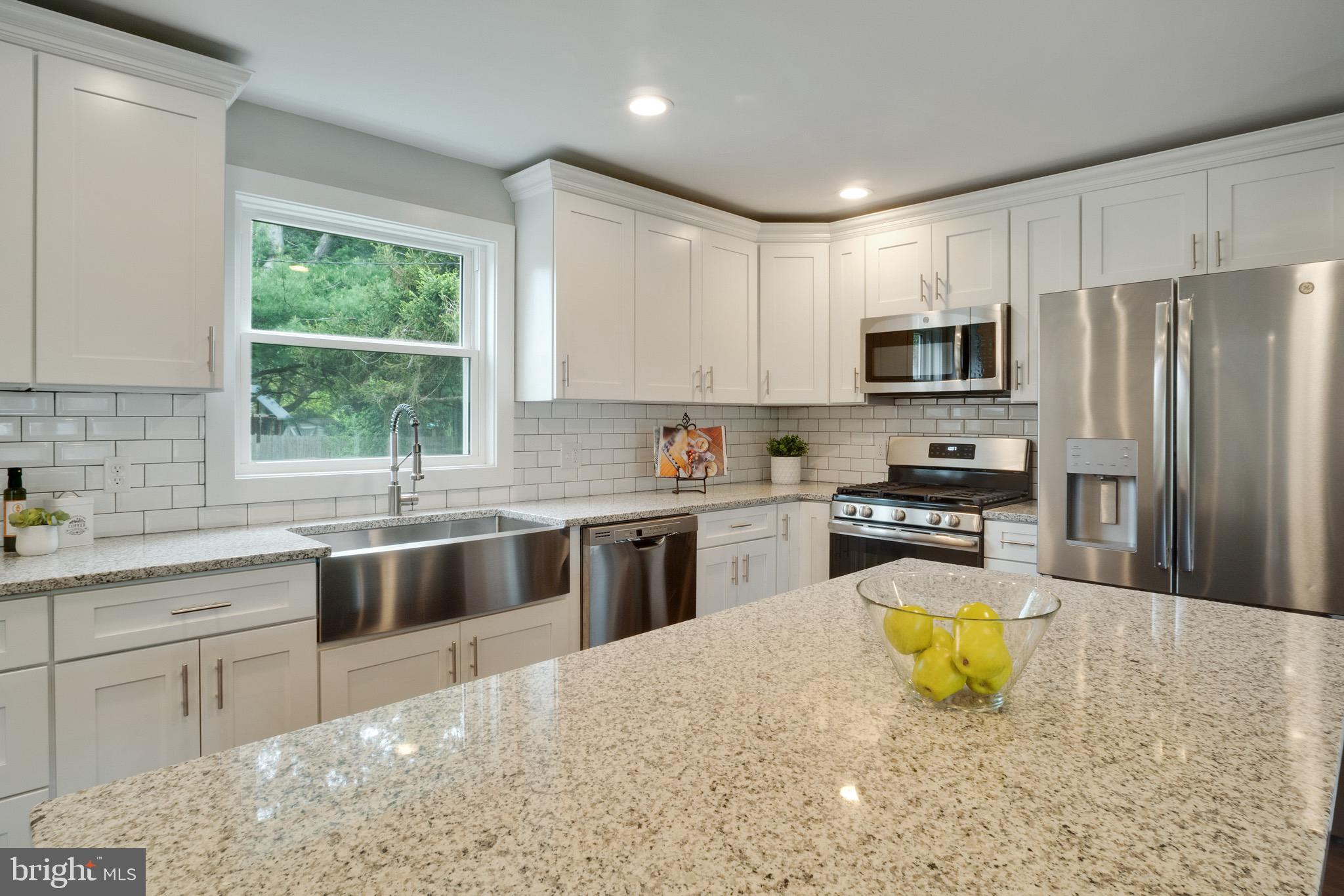 1055 Victoria Road Warminster, PA 18974 - Photo 10 of 23 Kitchen