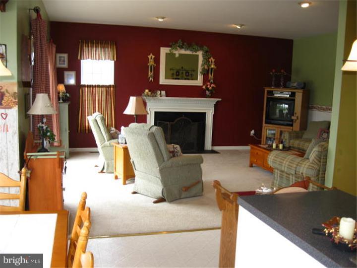 274 West Branch Road Oxford, PA 19363 - Photo 10 of 25 Family Room