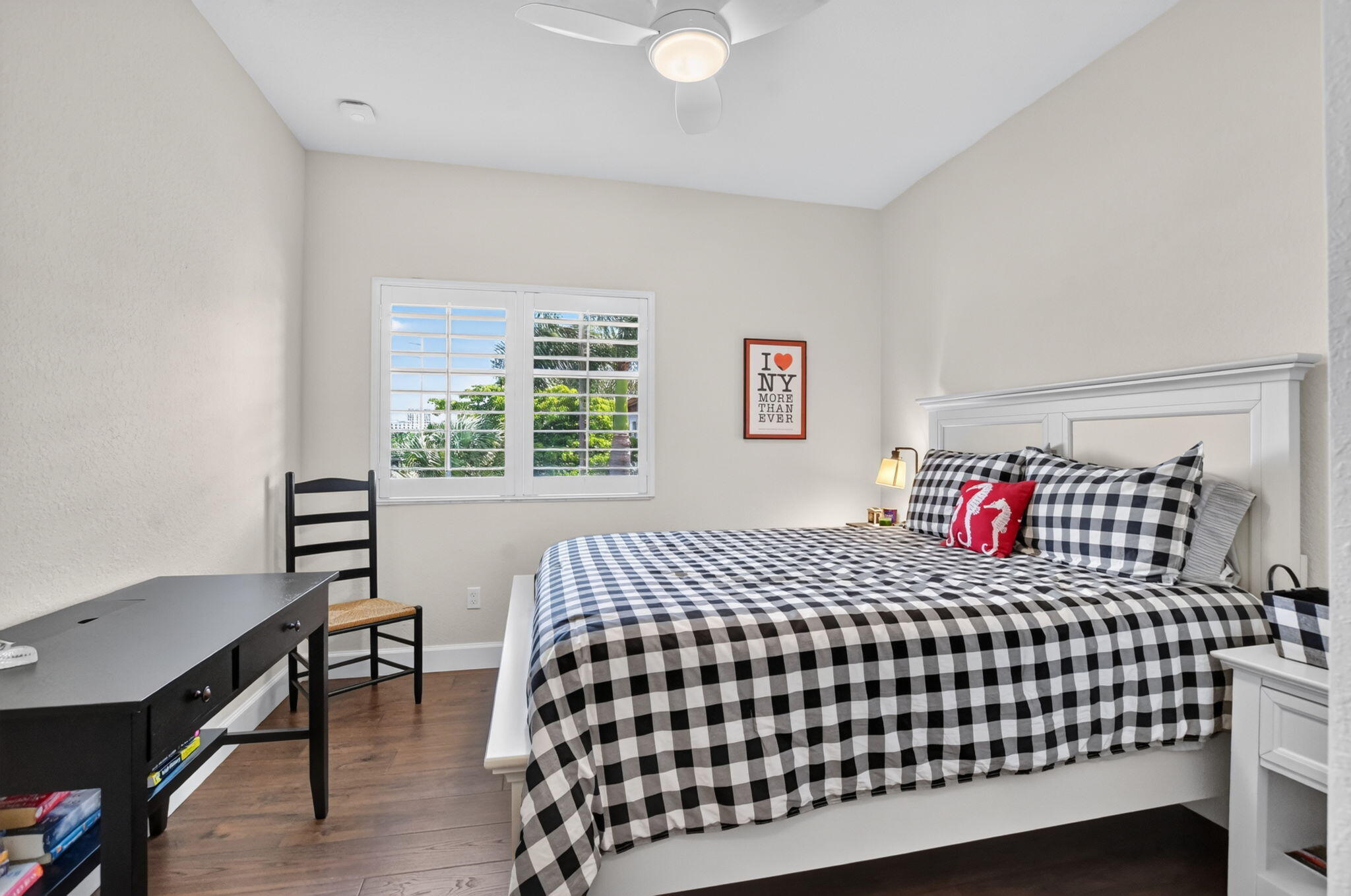 27 Northwest Hawthorne Place Boca Raton, FL 33432 - Photo 37 of 52 43-web-or-mls-DSC_1069