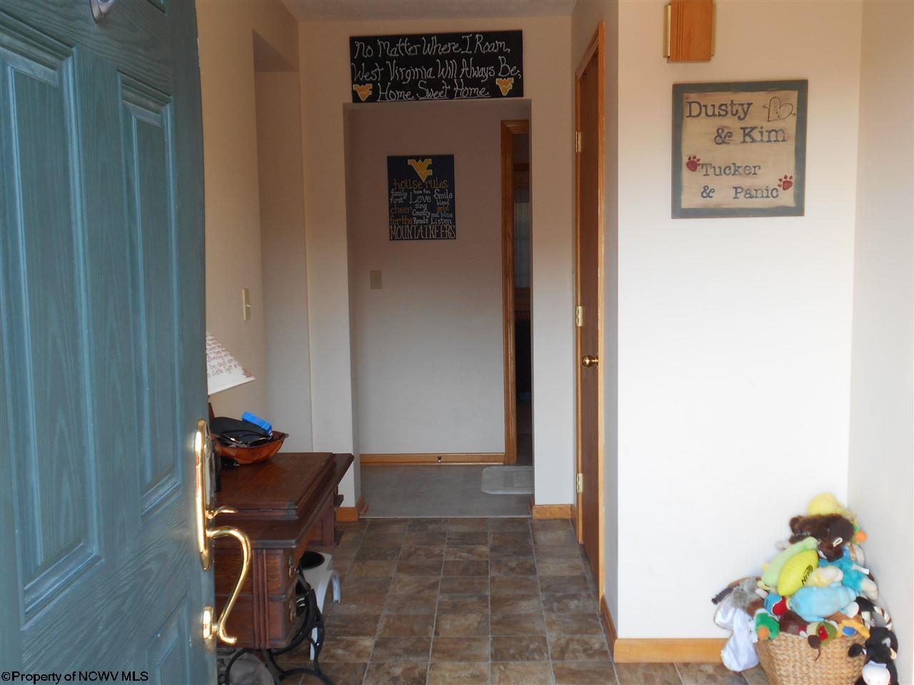 918 Opekiska Ridge Road Fairmont, WV 26554 - Photo 6 of 20 Gallery Image 6