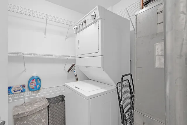 $350,000 | 3630 North Harlem Avenue, Unit 411, Chicago, IL 60634