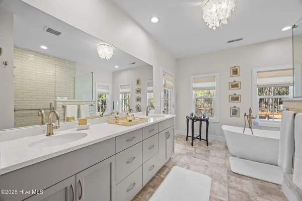 $685,000 | 18 Sassafrass Loop, Minnesott Beach, NC 28510