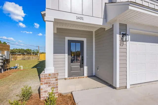 $343,000 | 710 Dale Place, Unit 3, Fort Walton Beach, FL 32547