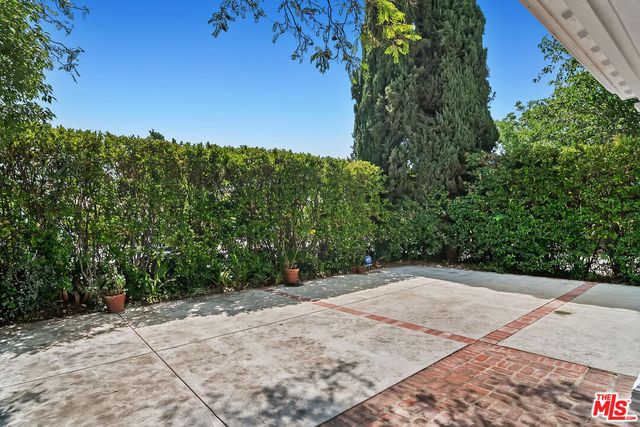 $1,400,000 | 12039 Weddington Street, Valley Village, CA 91607