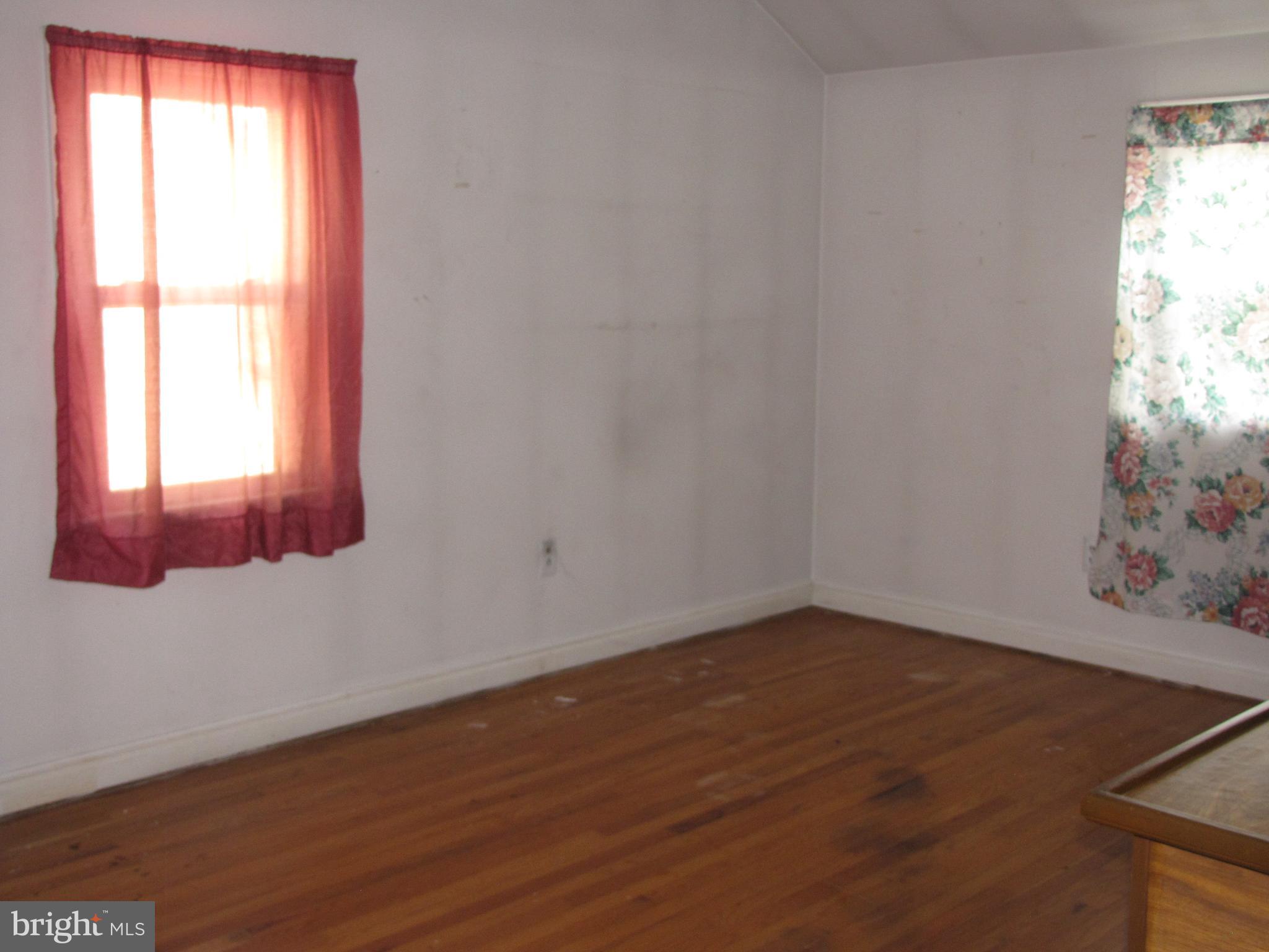 746 Arndt Avenue Riverside, NJ 08075 - Photo 20 of 29 Bedroom 1