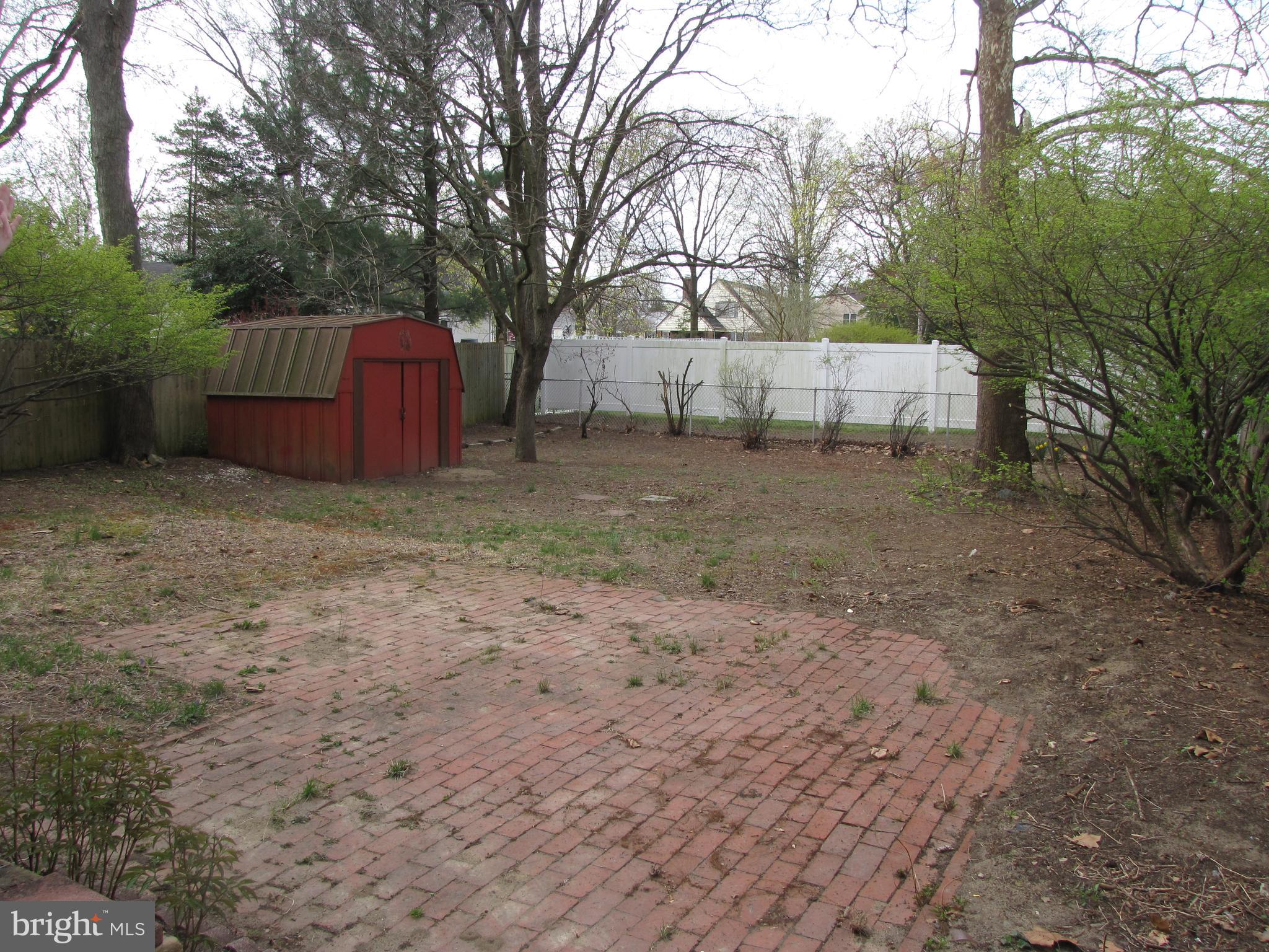 746 Arndt Avenue Riverside, NJ 08075 - Photo 26 of 29 Fully fenced back yard