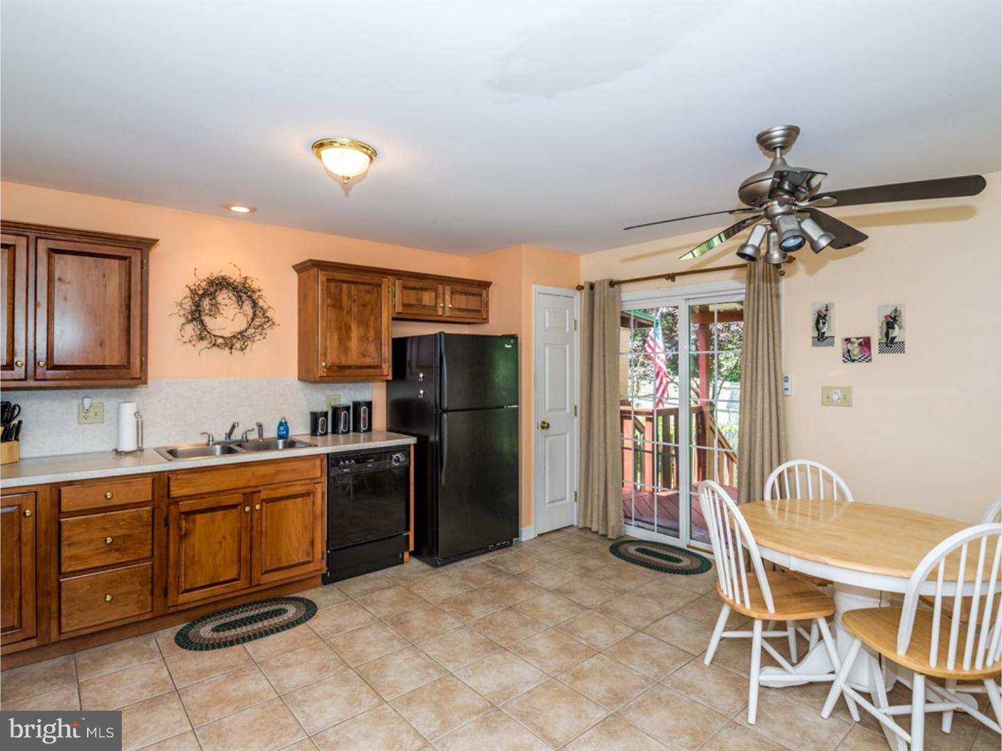 730 Maria Avenue Sinking Spring, PA 19608 - Photo 8 of 24