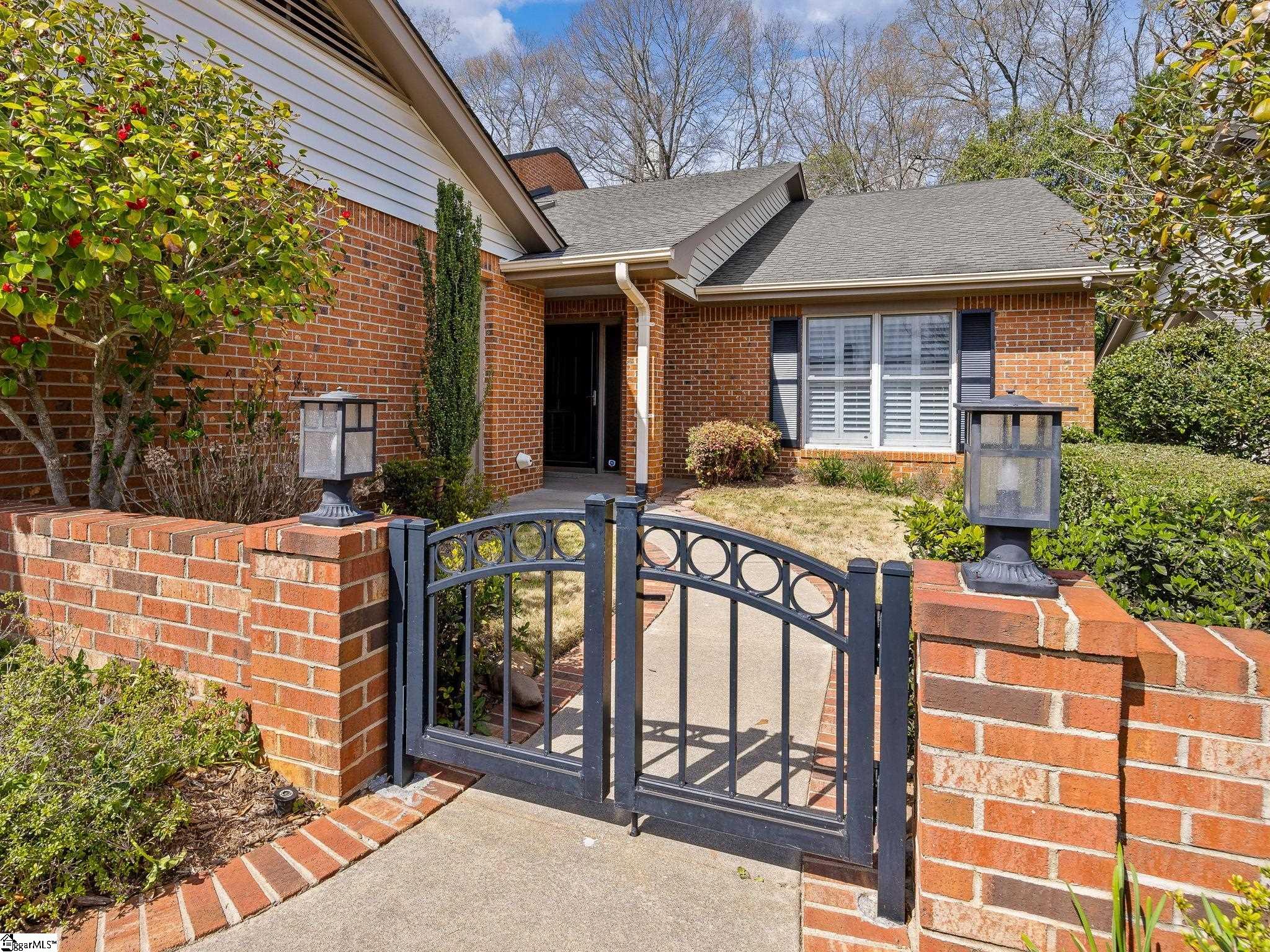105 Hummingbird Ridge Greenville, SC 29605 - Photo 1 of 48 Gallery Image 1