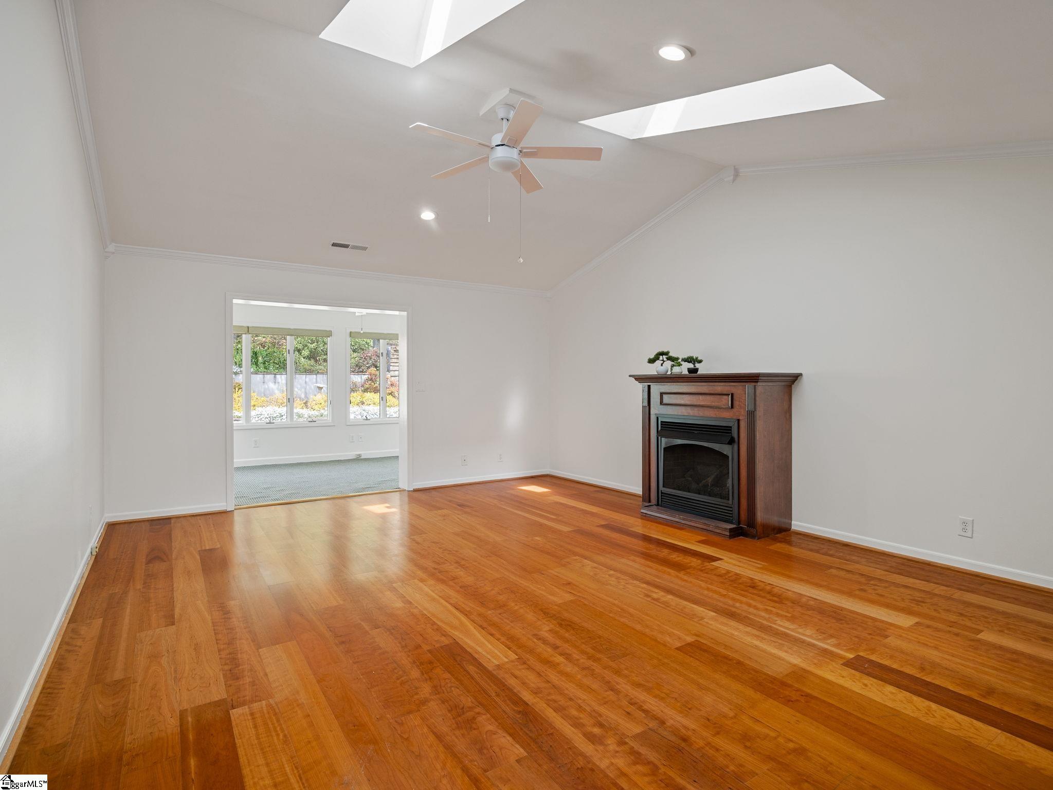 105 Hummingbird Ridge Greenville, SC 29605 - Photo 12 of 48 Gallery Image 12