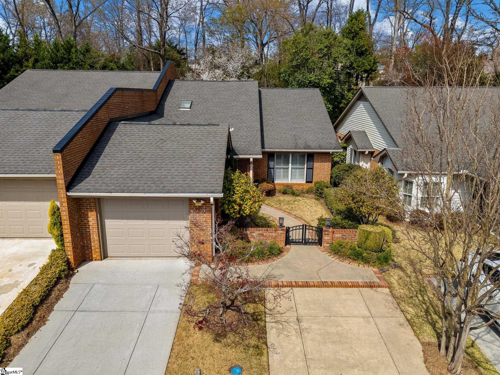 105 Hummingbird Ridge Greenville, SC 29605 - Photo 4 of 48 Gallery Image 4