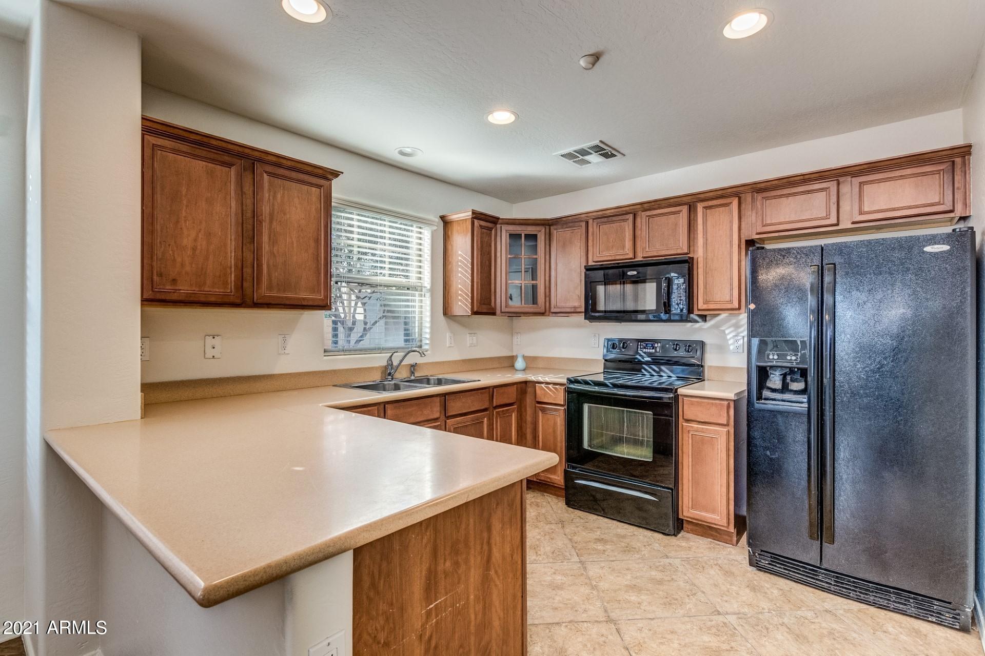 2869 East Bart Street Gilbert, AZ 85295 - Photo 6 of 21 0006-Bart (6)
