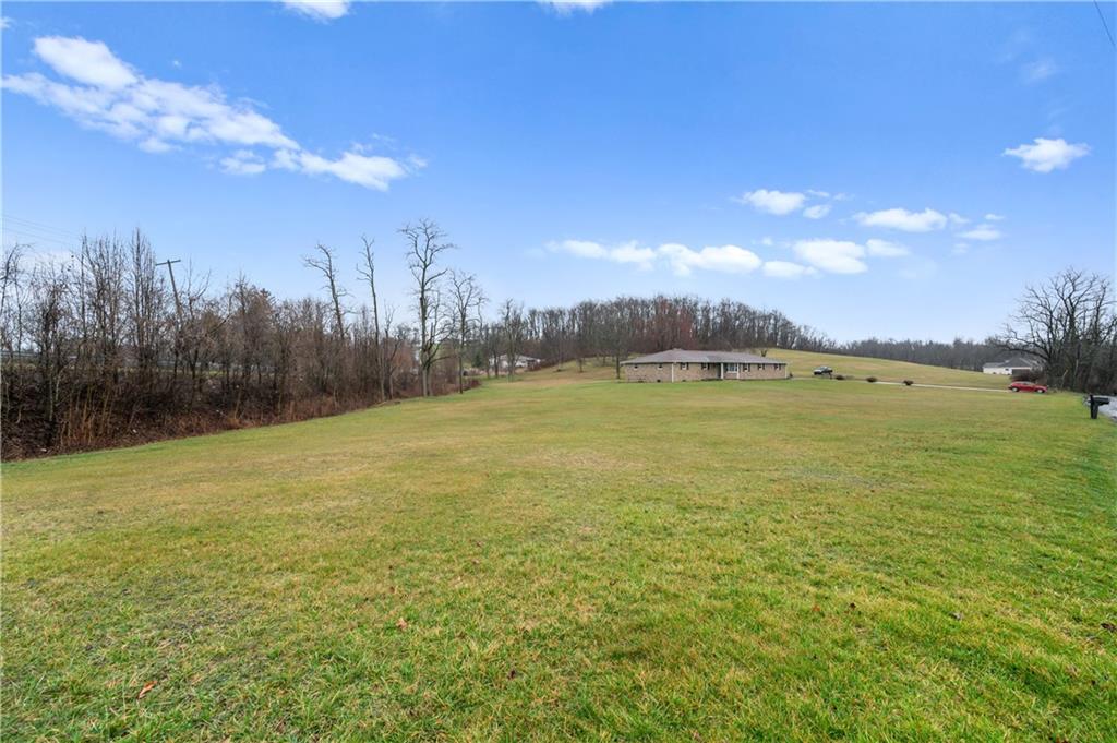 538 Lee Road Burgettstown, PA 15021 - Photo 3 of 27 Gallery Image 3