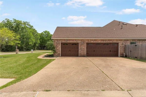 $689,000 | 2209 Rockingham Loop, College Station, TX 77845