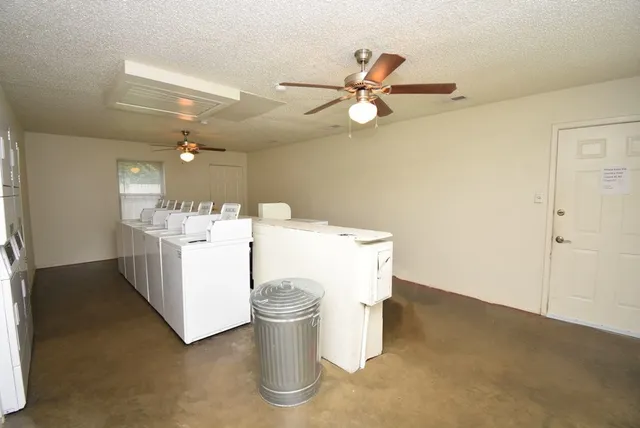 $695 | 100 Sunset Street, Malakoff, TX 75148