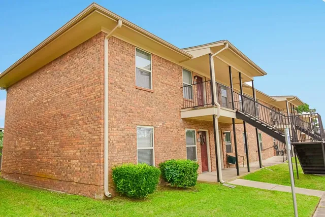$695 | 100 Sunset Street, Malakoff, TX 75148