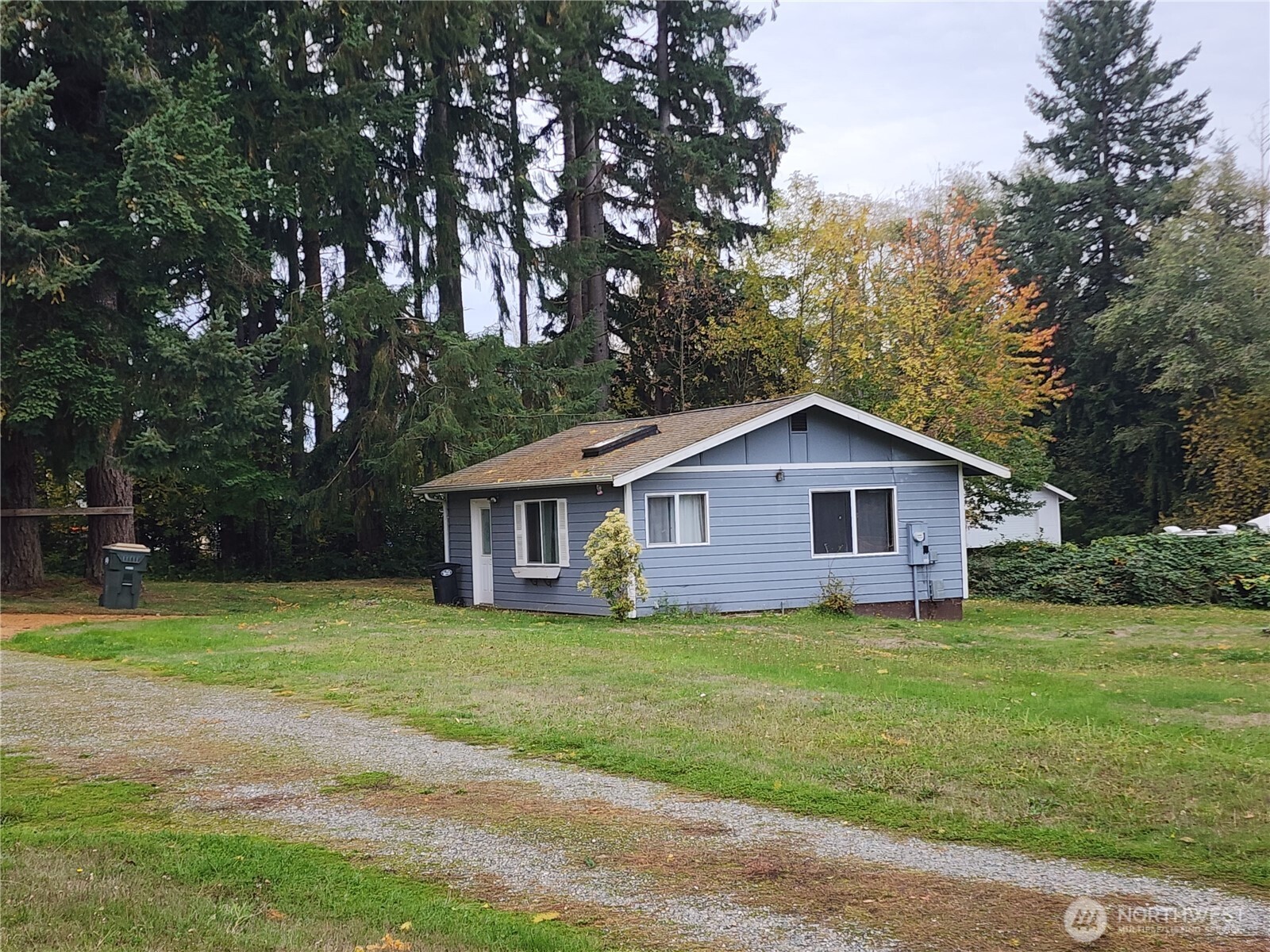 3633 Sapp Road Southwest Olympia, WA 98512 - Photo 4 of 17 Gallery Image 4