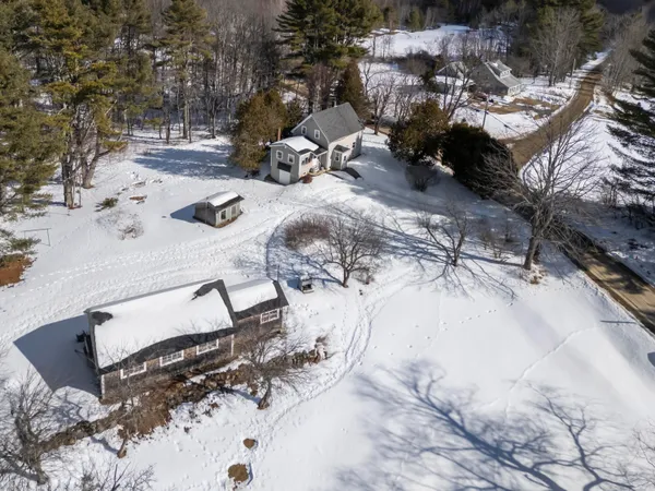 $379,000 | 110 Jackson Road, Waldoboro, ME 04572