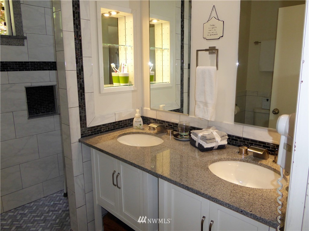 585 Centralia Alpha Road, Unit 14 Chehalis, WA 98532 - Photo 21 of 39 Gallery Image 21