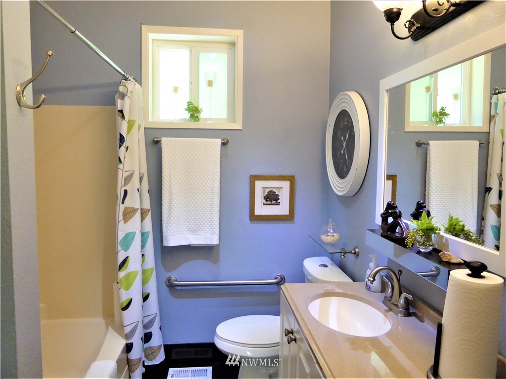 585 Centralia Alpha Road, Unit 14 Chehalis, WA 98532 - Photo 25 of 39 Gallery Image 25