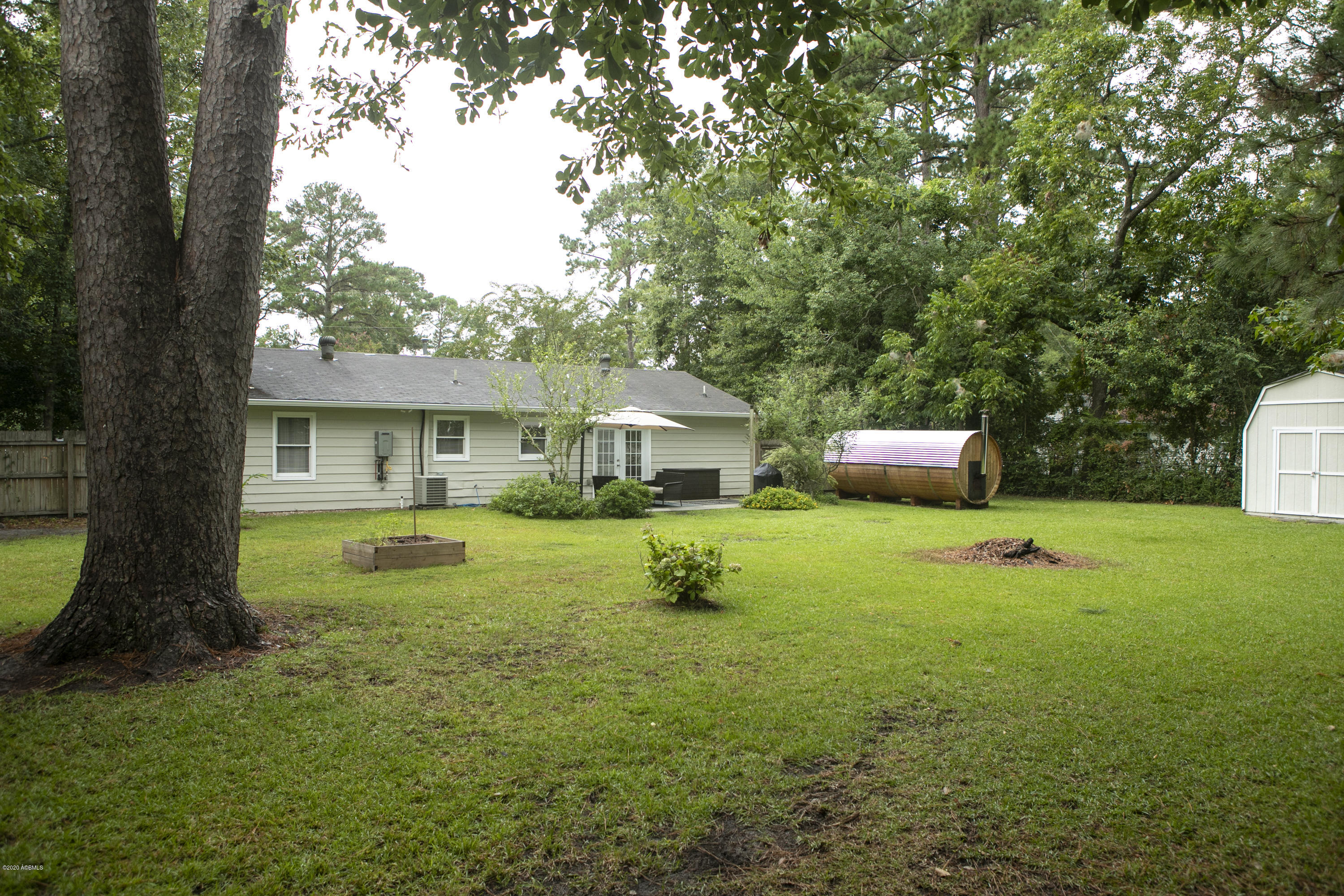 2405 State Rd S-7-386 Beaufort, SC 29902 - Photo 19 of 23 Backyard 3