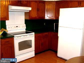 135 A Sunset Road, Unit A Whiting, NJ 08759 - Photo 2 of 12 Kitchen