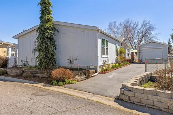 $299,900 | 7120 Turner Court, Klamath Falls, OR 97603