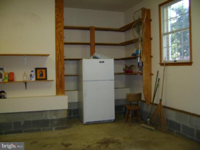 2860 Monnett Road Prince Frederick, MD 20678 - Photo 20 of 30 Garage 2