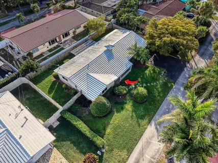 $797,000 | 2750 Southeast 3rd Street, Pompano Beach, FL 33062