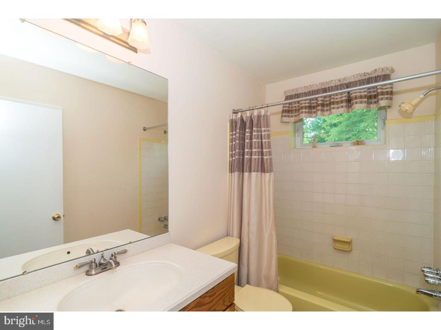 1807 Mare Road Warrington, PA 18976 - Photo 17 of 24 Gallery Image 17