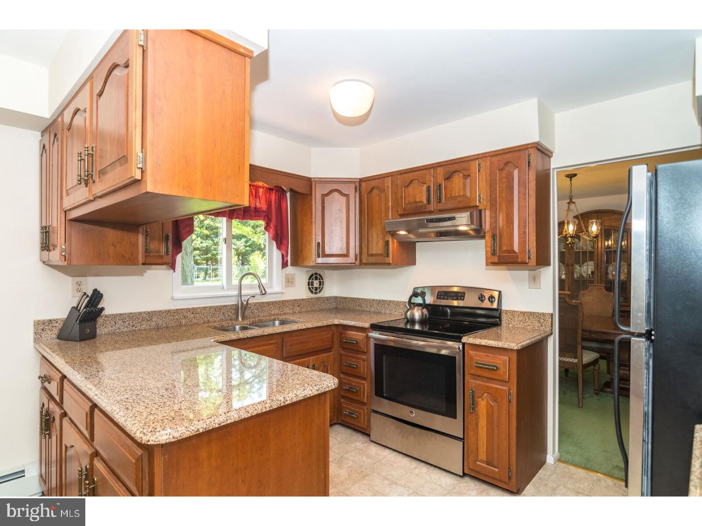 1807 Mare Road Warrington, PA 18976 - Photo 7 of 24 Gallery Image 7