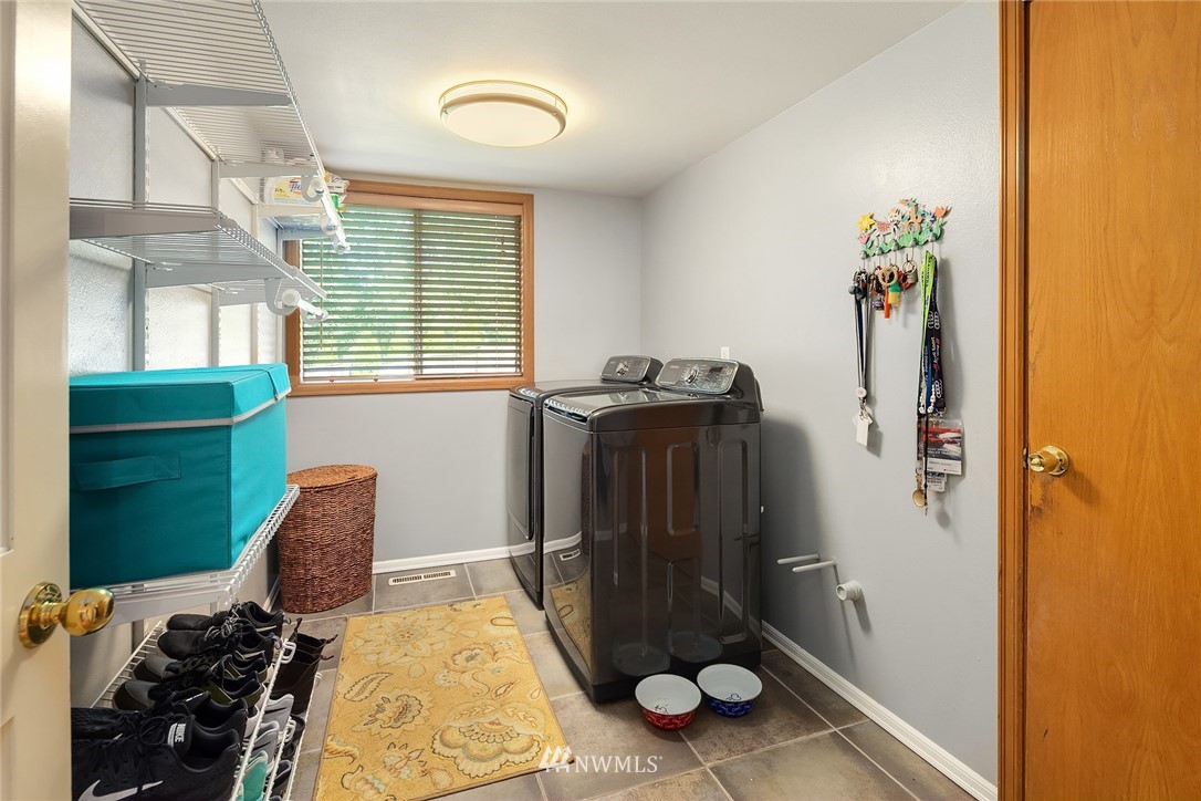 4524 Northeast 26th Court Renton, WA 98059 - Photo 17 of 32 Gallery Image 17