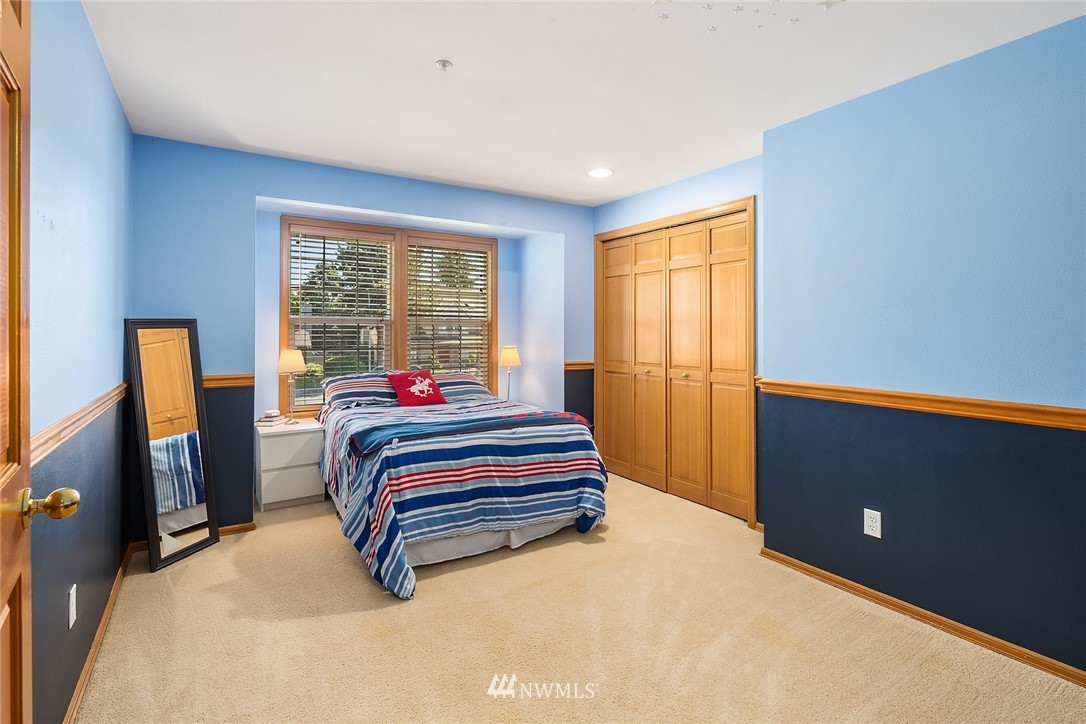 4524 Northeast 26th Court Renton, WA 98059 - Photo 25 of 32 Gallery Image 25
