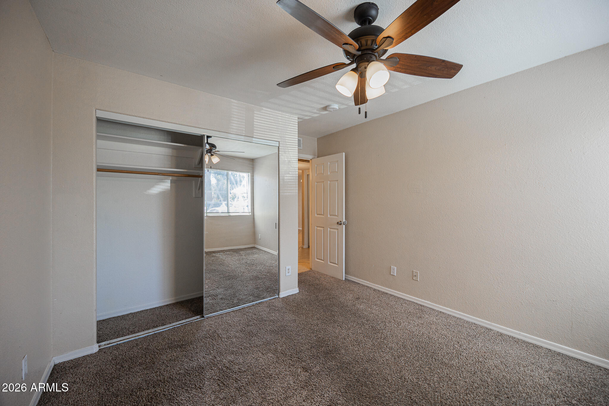 2121 West Royal Palm Road, Unit 1016 Phoenix, AZ 85021 - Photo 12 of 24 B33A2272