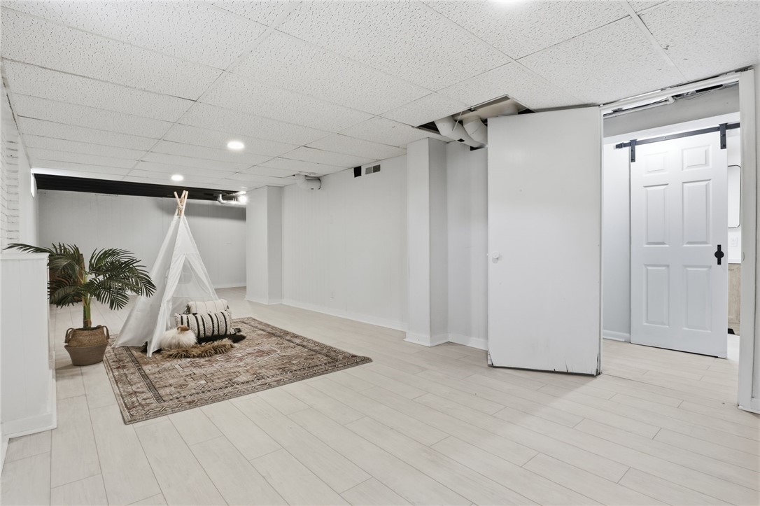 105 Names Road Chili, NY 14623 - Photo 20 of 35