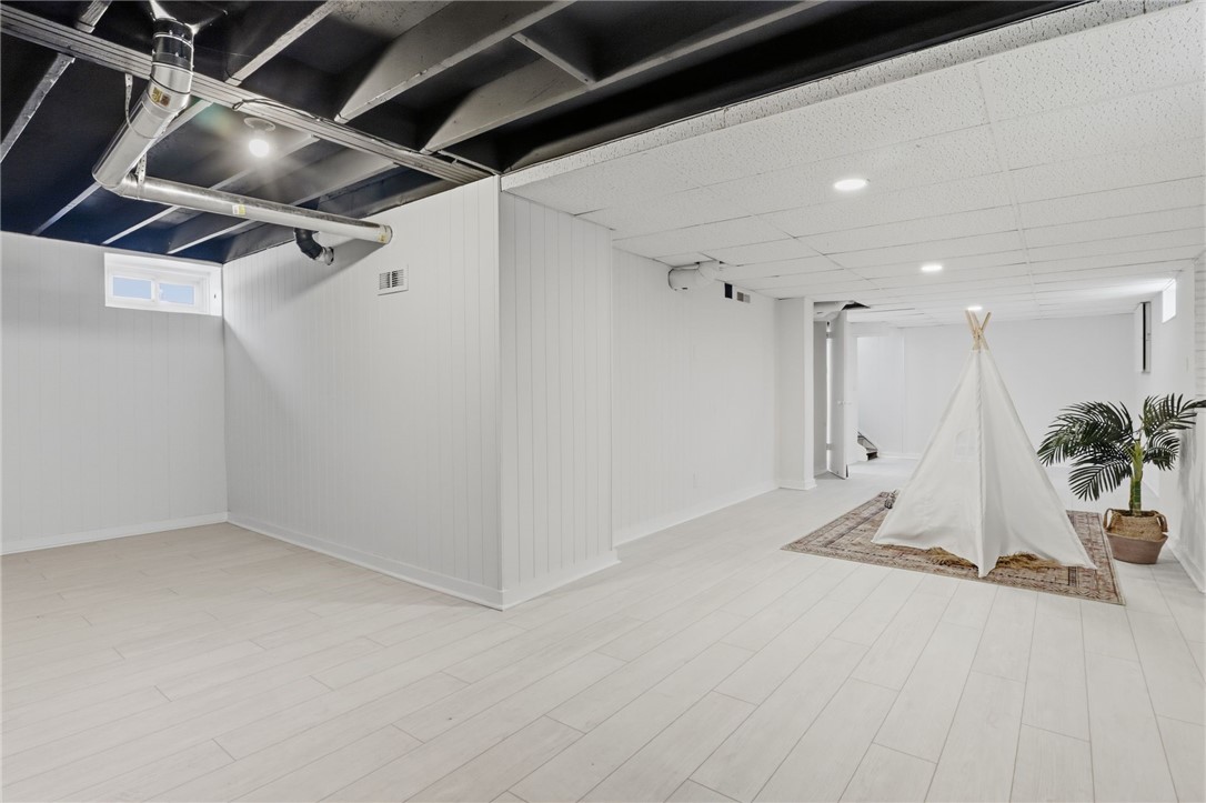 105 Names Road Chili, NY 14623 - Photo 22 of 35