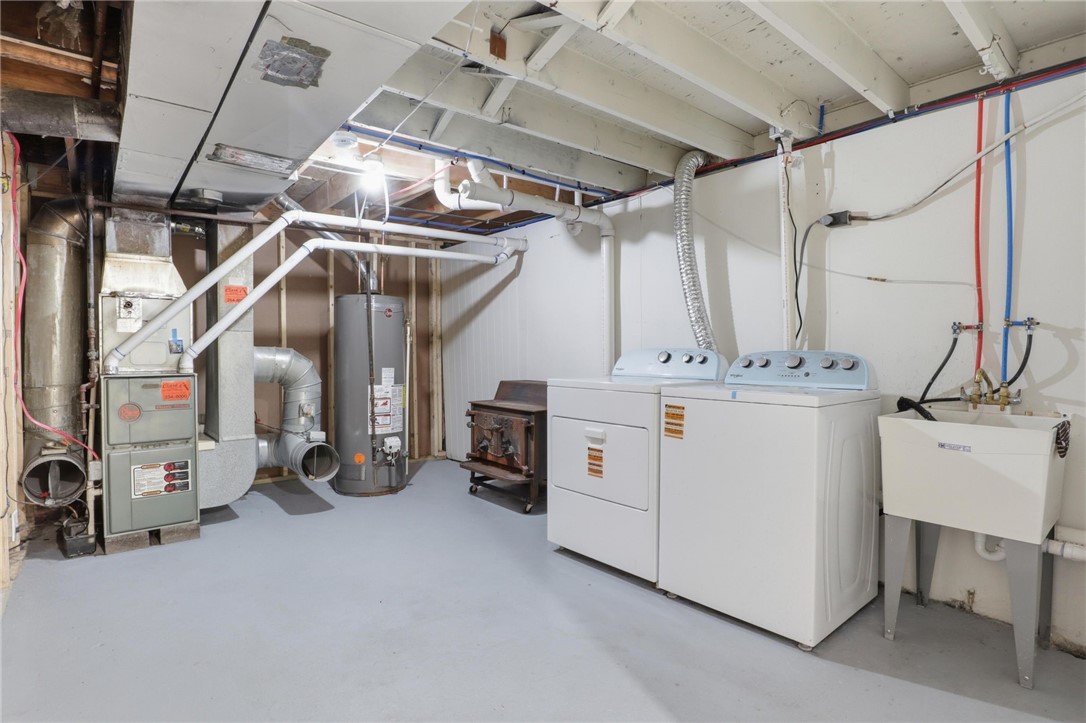 105 Names Road Chili, NY 14623 - Photo 23 of 35