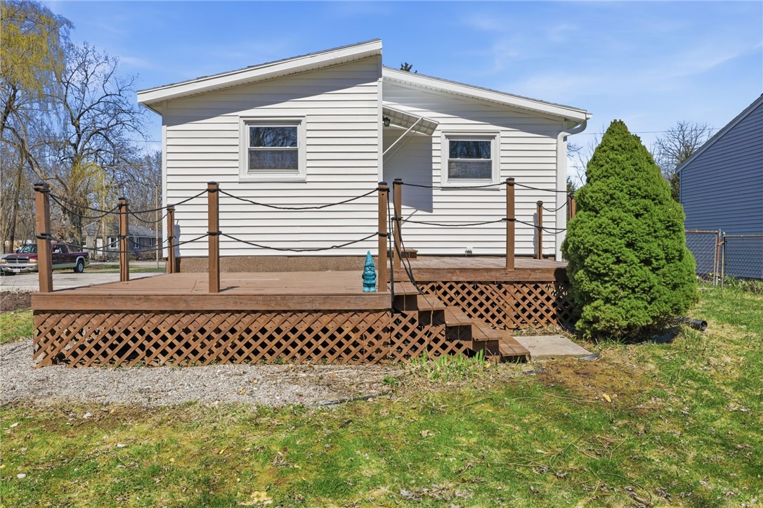 105 Names Road Chili, NY 14623 - Photo 31 of 35