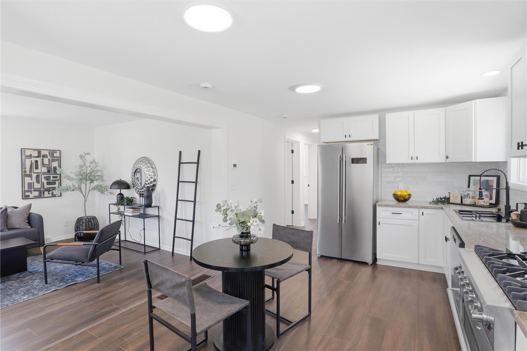 105 Names Road Chili, NY 14623 - Photo 7 of 35