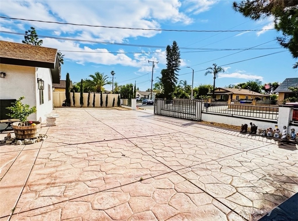 8735 Calaveras Avenue Rancho Cucamonga, CA 91730 - Photo 4 of 51