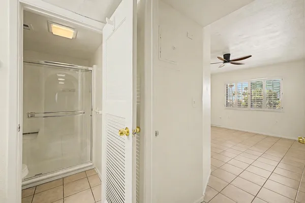$995 | 3033 East Devonshire Avenue, Unit 3031, Phoenix, AZ 85016