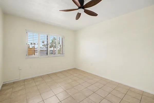 $995 | 3033 East Devonshire Avenue, Unit 3031, Phoenix, AZ 85016