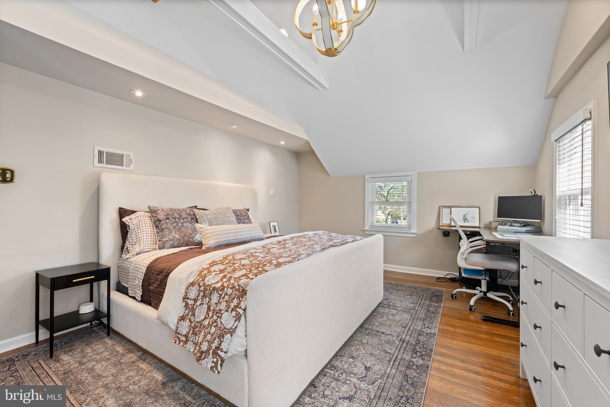 1 Black Friar Road Bryn Mawr, PA 19010 - Photo 22 of 38 Primary En Suite