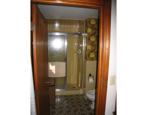 47 Crest Road Framingham, MA 01702 - Photo 16 of 22 Gallery Image 16